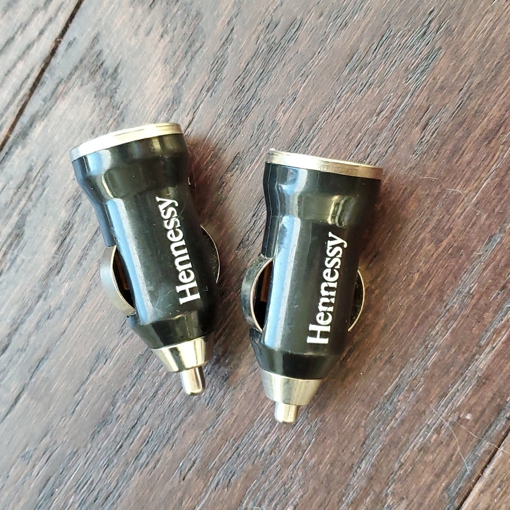 Hennessy USB car plug
